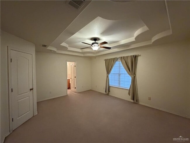 Building Photo - 25 Laurel Ave