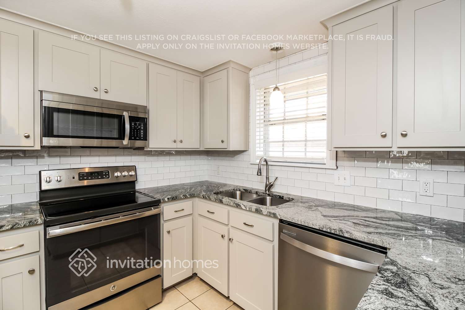 Building Photo - 500 Hill