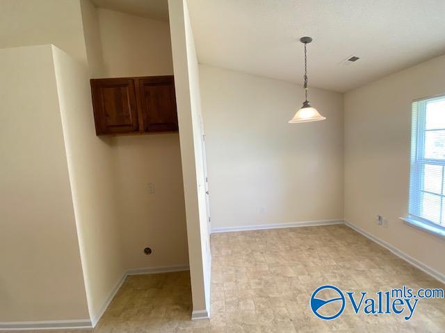 Building Photo - 4828 SE Canterwood Dr