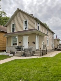 Building Photo - 1637 St Marys Ave