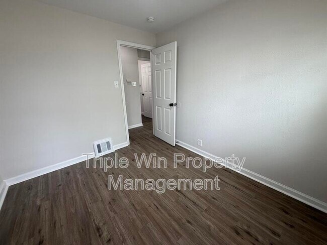 Building Photo - 10508 Druid Dr