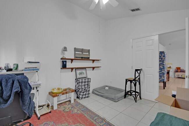 Building Photo - 444 Island View Cir
