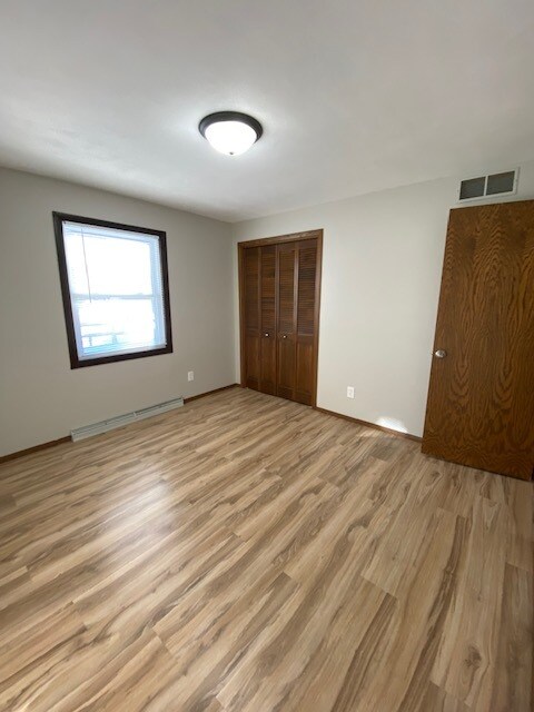 Building Photo - 1980 Tumblebrook Rd