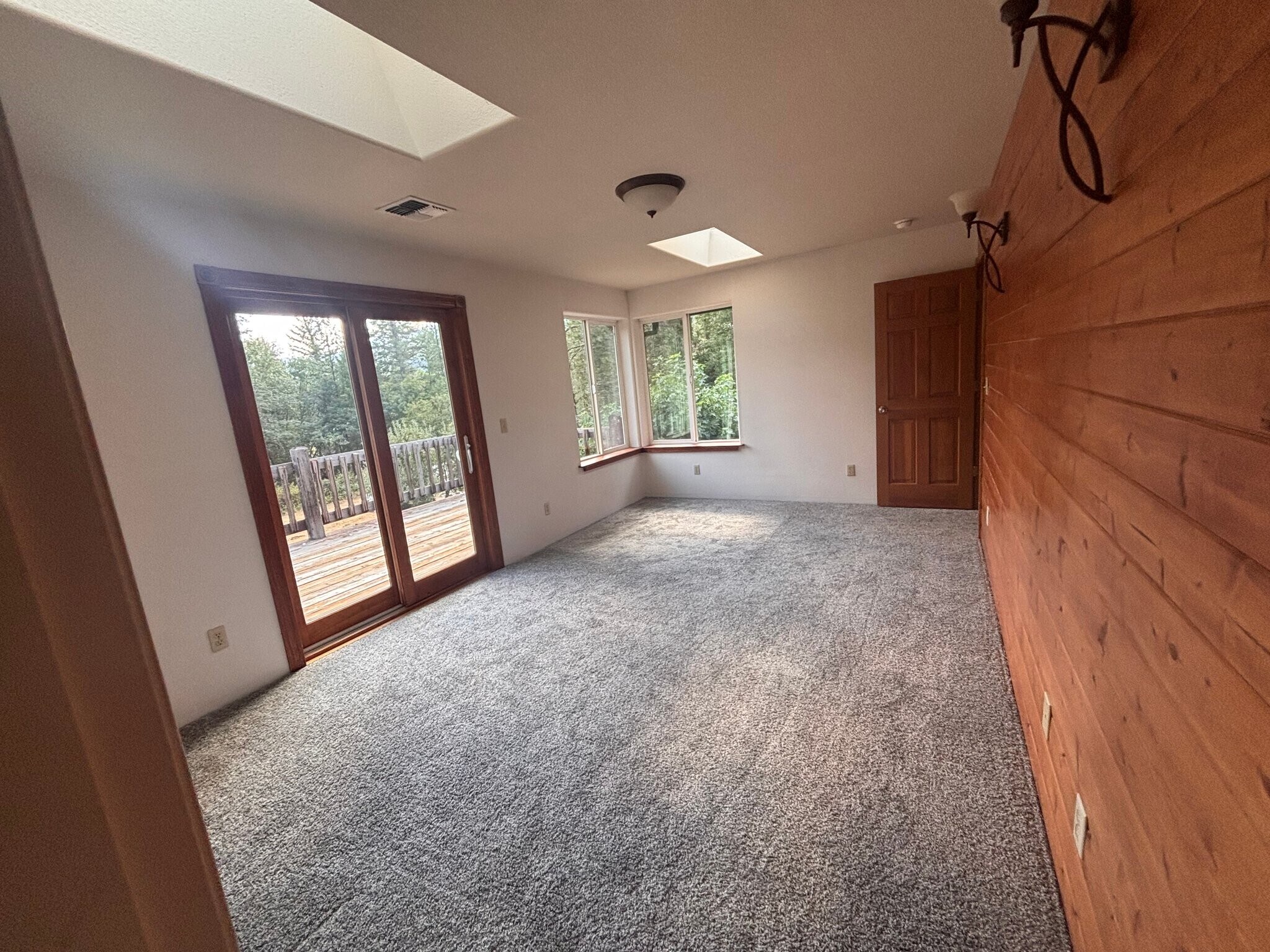 Building Photo - 2125 Kincaid Rd