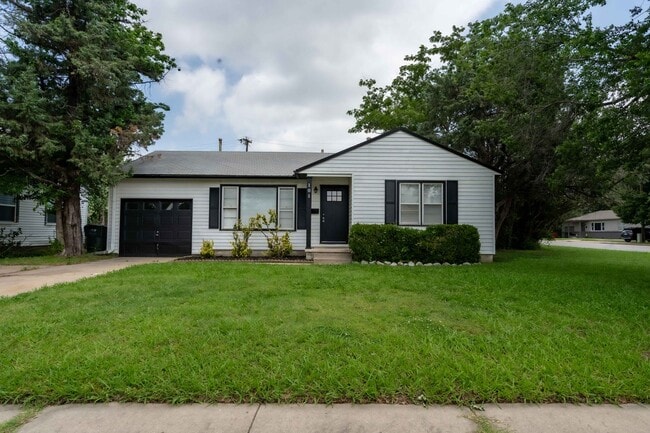Primary Photo - Charming Newly Renovated 3-Bedroom Home in...