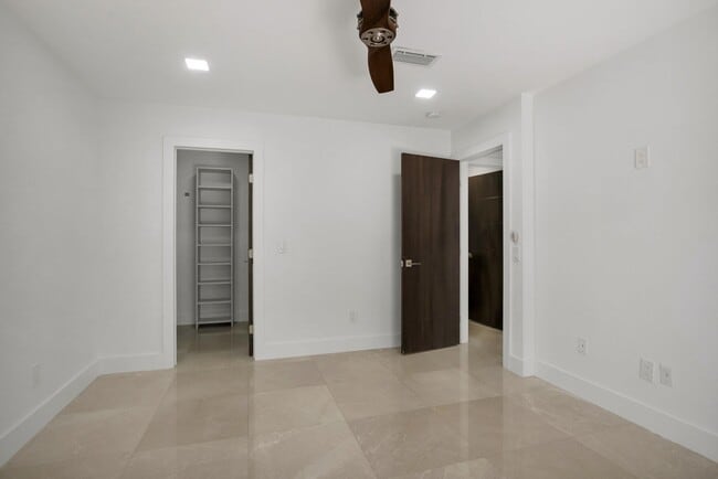 Building Photo - 21922 Cypress Dr