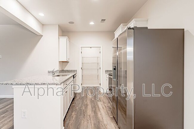 Building Photo - 320 Trail Branch Ct.