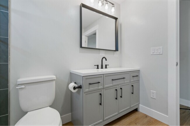 Building Photo - 1015 W 3000 N