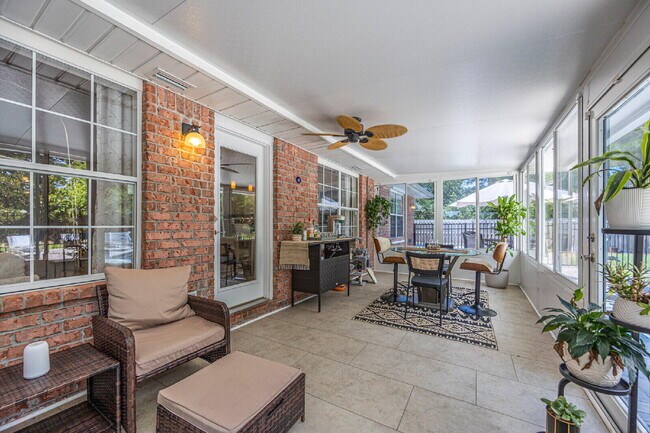 Building Photo - 130 Shipwreck Rd