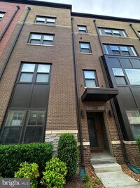 Building Photo - 20529 Milbridge Ter
