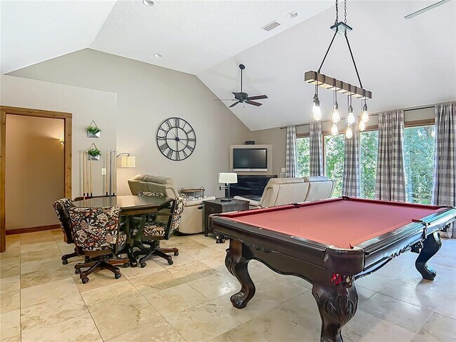 Building Photo - 4661 SW 7th Avenue Rd