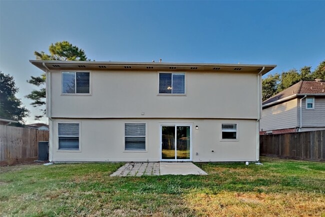 Building Photo - 5346 Yale Dr