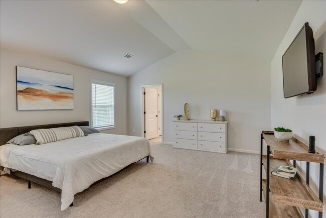 Building Photo - 6233 High Top Ln