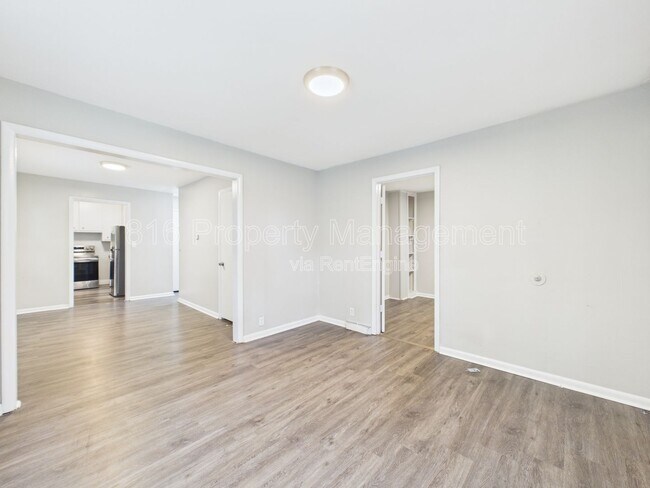 Building Photo - 8028 Montgall Ave