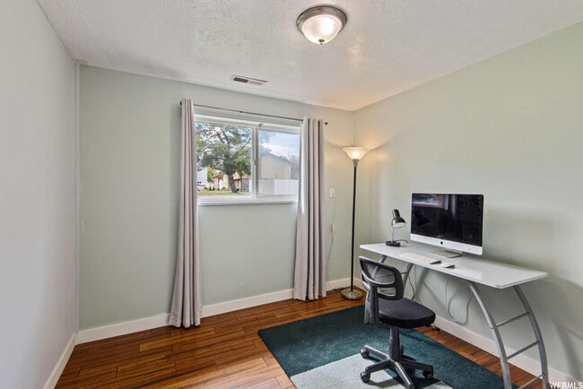 Building Photo - 500 W 1640 S