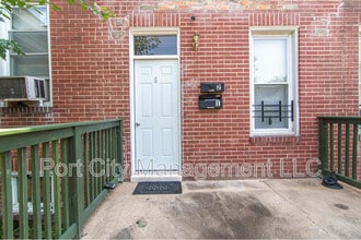 Building Photo - 5 S Wickham Rd