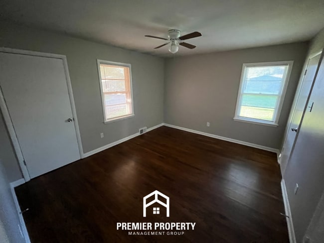 Building Photo - 1624 Nellie Rd