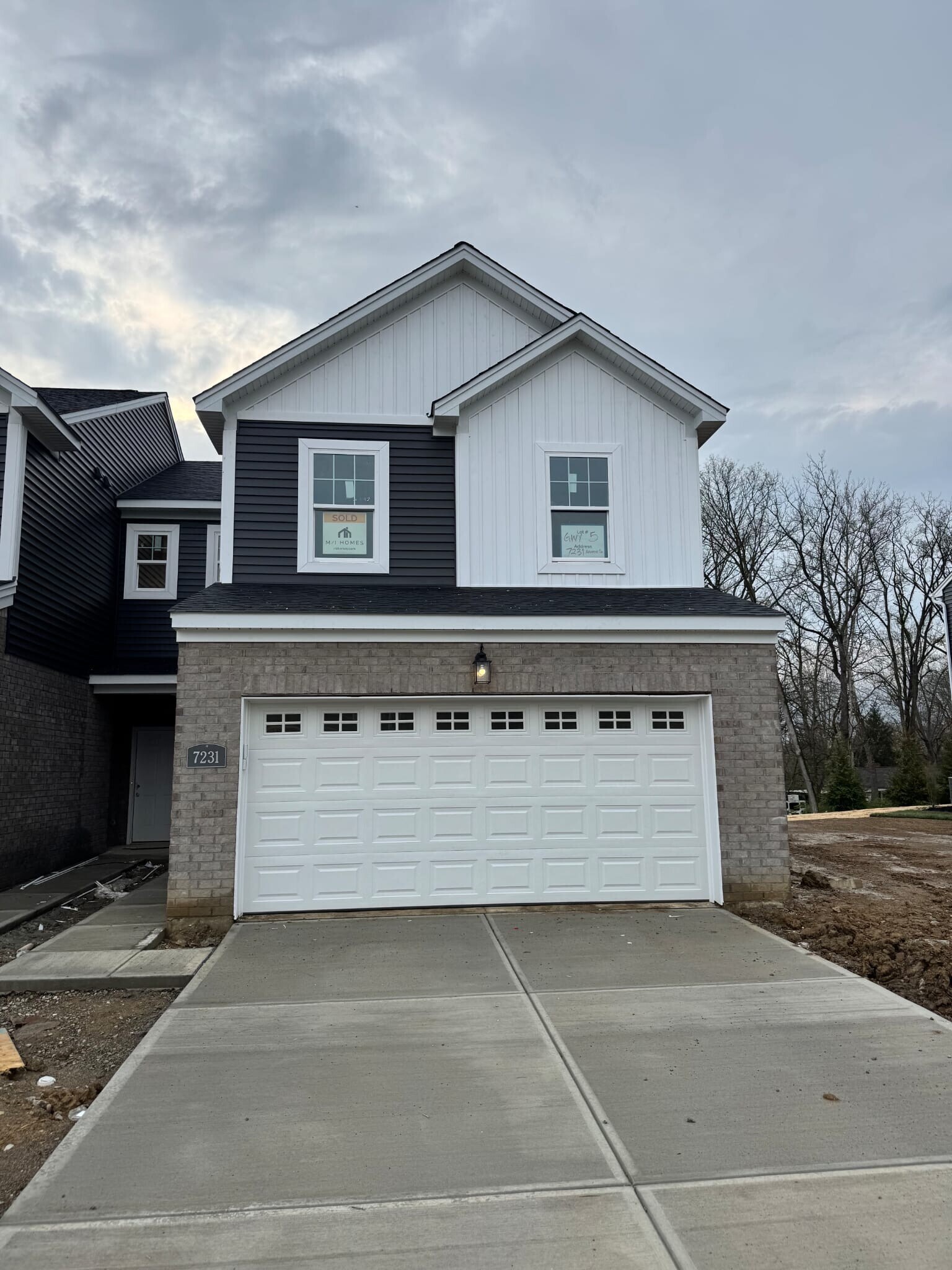 Building Photo - 7231 Grandway Dr
