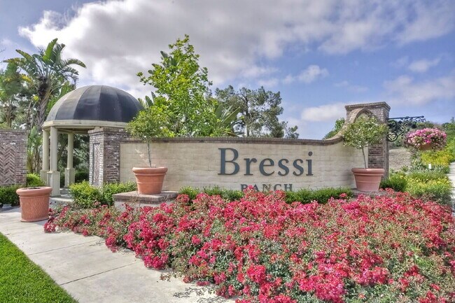Building Photo - "Spacious 4-Bedroom Retreat in Rancho Carr...