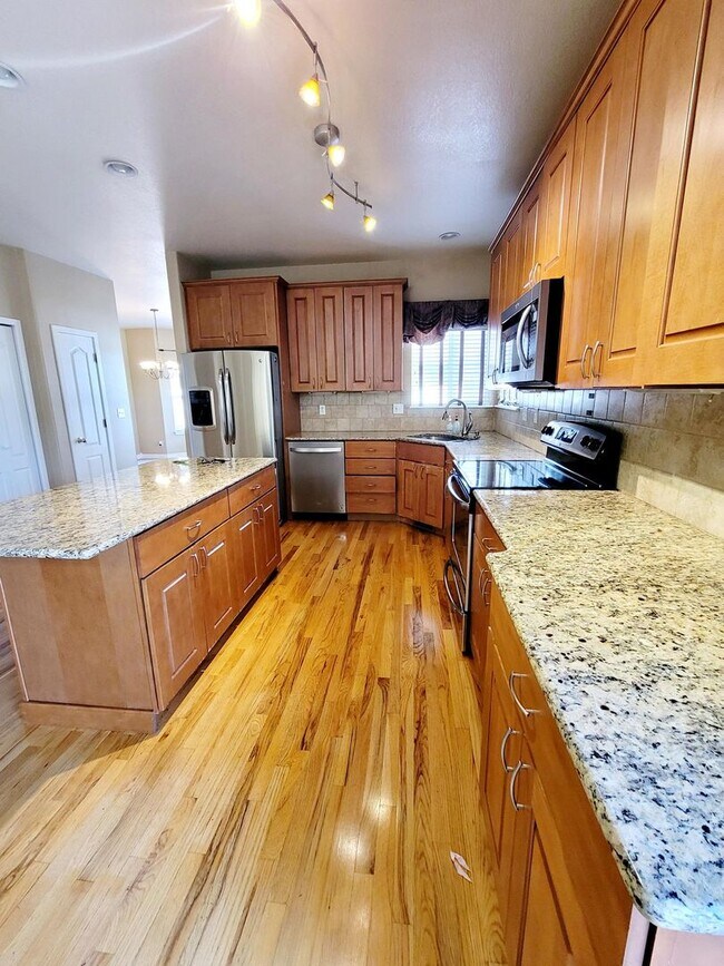 Building Photo - Boastful 3 Bedroom West Side home in gated...