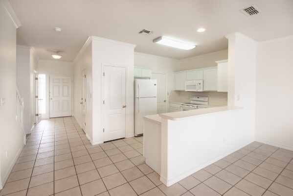 Building Photo - 15110 Leeward Dr