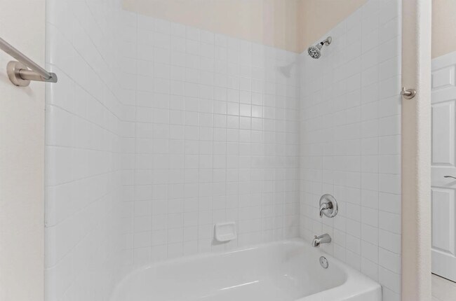 Building Photo - 1058 Chip Ct
