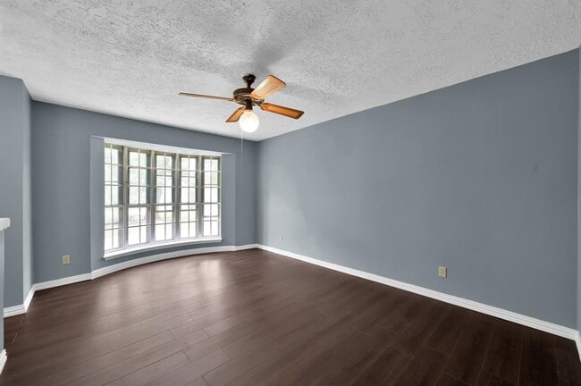 Building Photo - 27110 Jimmy Ln