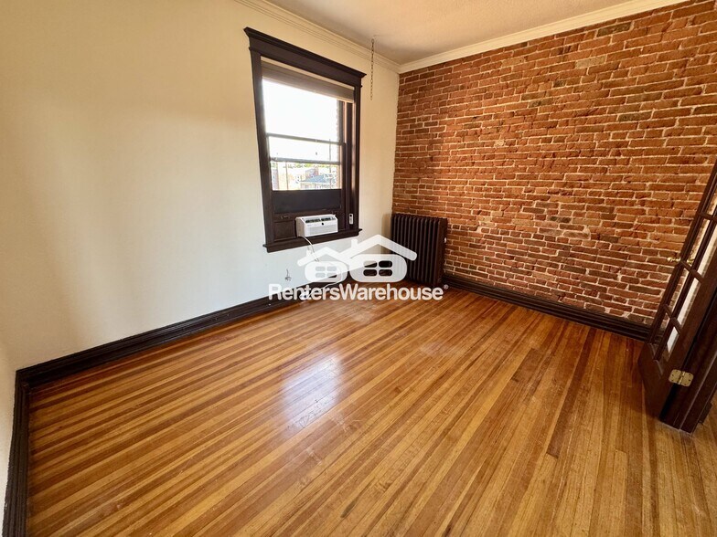 Building Photo - 1475 N Humboldt St