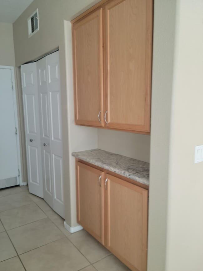Building Photo - 10210 Delray Beach Ave
