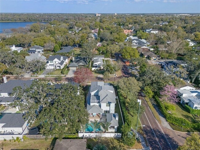 Building Photo - 1661 Hillcrest Ave