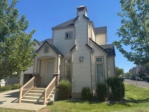 Building Photo - <b> Three Bedroom near Wildcreek Golf Course<br><br>