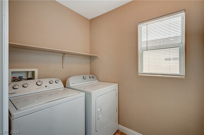 Building Photo - 9185 Wild Briar Ln