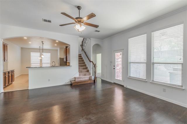 Building Photo - 15300 Mallard Creek St