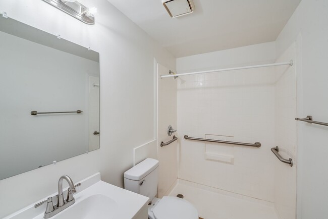 Building Photo - Fully Renovated 2BR Home with New Deck & L...