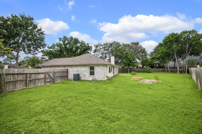 Building Photo - 2414 Chelston Ct