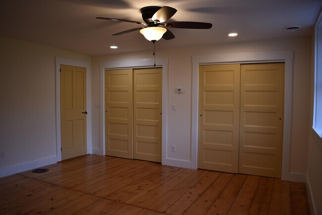 Building Photo - 379 US-4