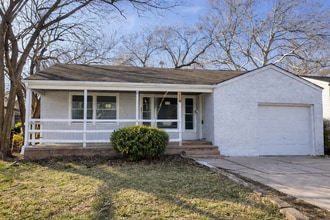 Building Photo - Beautifully Updated 3 Bedroom 2Bath Home in NE Wichita – $1575/month