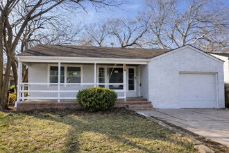 Building Photo - Beautifully Updated 3 Bedroom Home in Northeast Wichita – $1,650/month