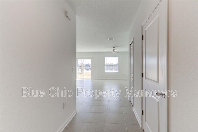 Building Photo - 1212 Belle Isle Ln