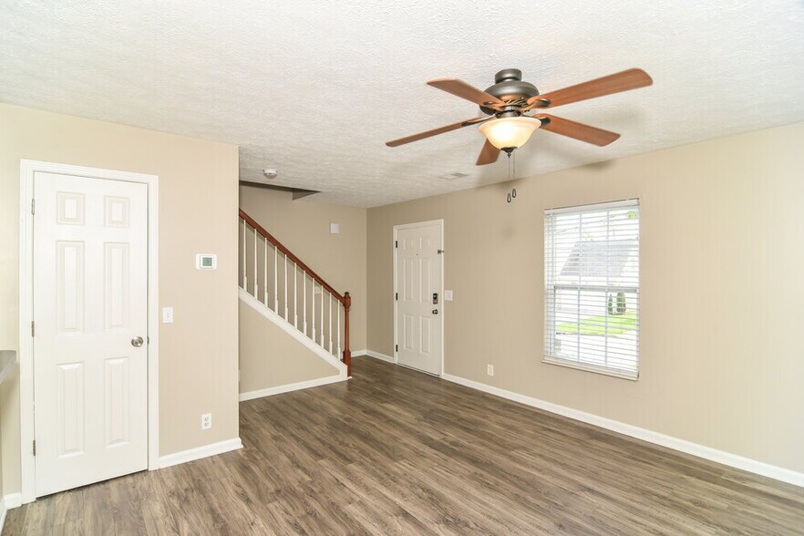 Building Photo - 3425 Cainbrook Crossing