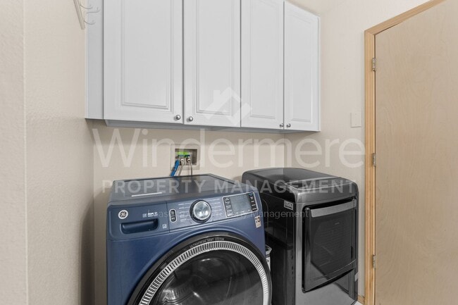 Building Photo - Beautiful 3-bedroom Home Next To Black Bay Park In Post Falls