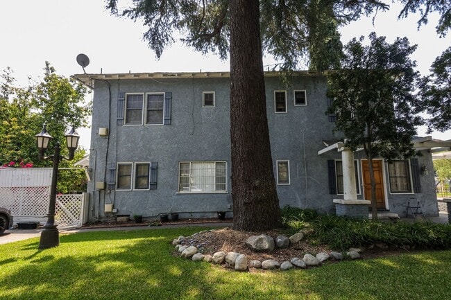 Building Photo - 1022 S Euclid Ave