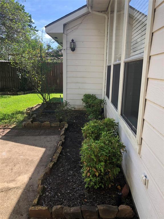 Building Photo - 2919 Foxden Dr