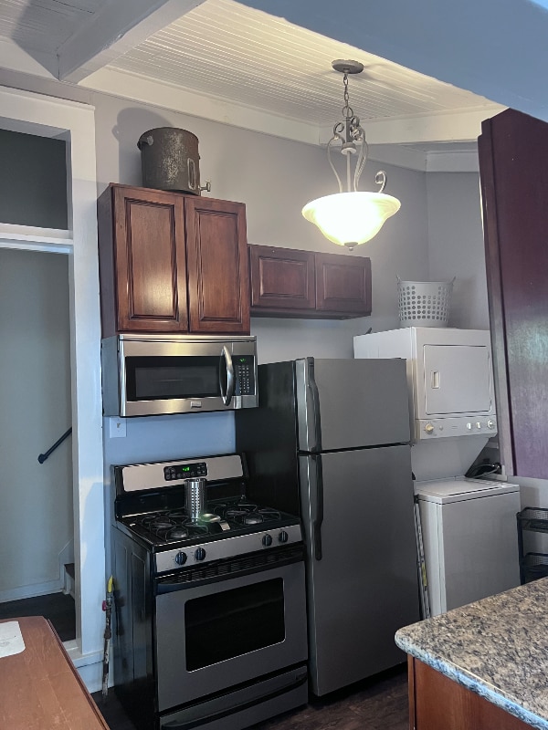 Building Photo - 322 Alix St