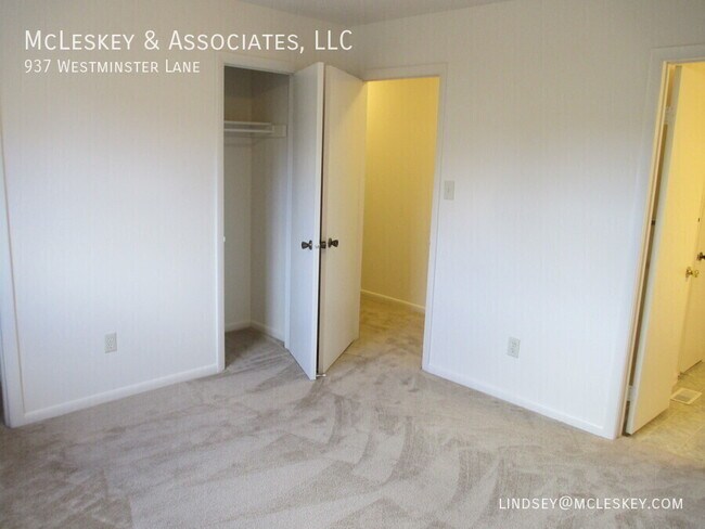 Building Photo - 937 Westminster Ln