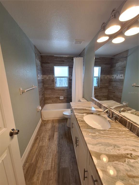 Building Photo - 132 David Blvd