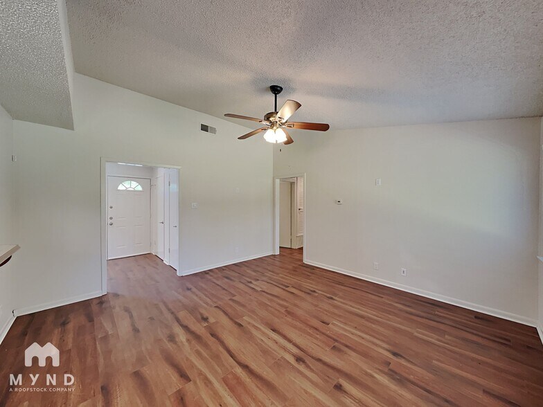 Building Photo - 5204 Regency Cove