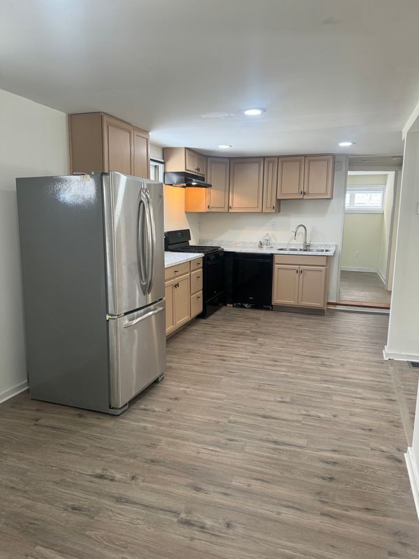 Building Photo - 752 Norwood Rd