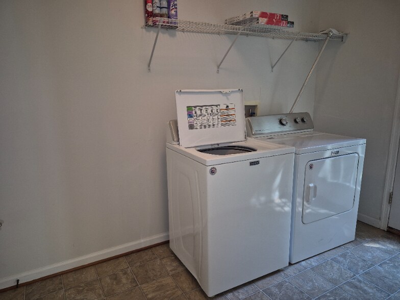 Building Photo - 3908 St Erics Turn