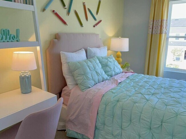 Building Photo - 7768 Clove Hitch Wy